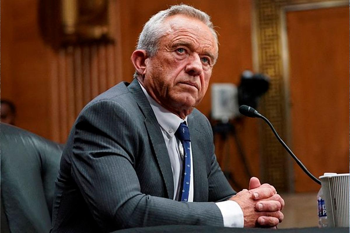 Кэролайн Кеннеди обвинила брата в издевательствах над животными