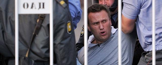 Адвокат Навального: Алексей находится в камере без холодильника и чайника