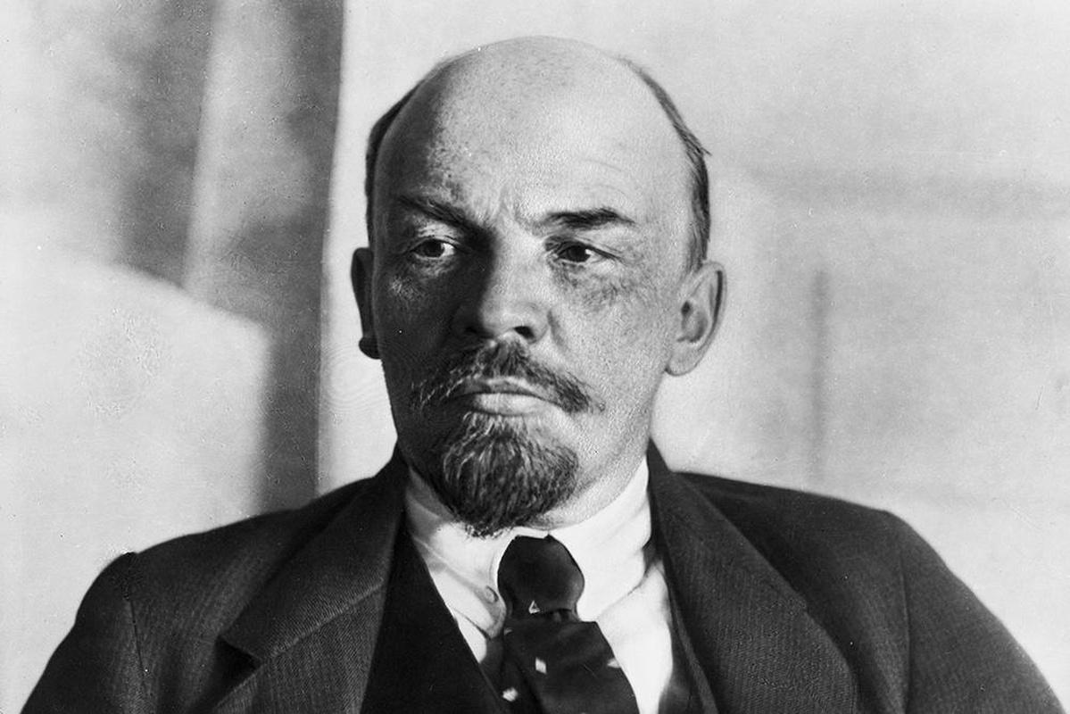 Россияне высказались за погребение Ленина