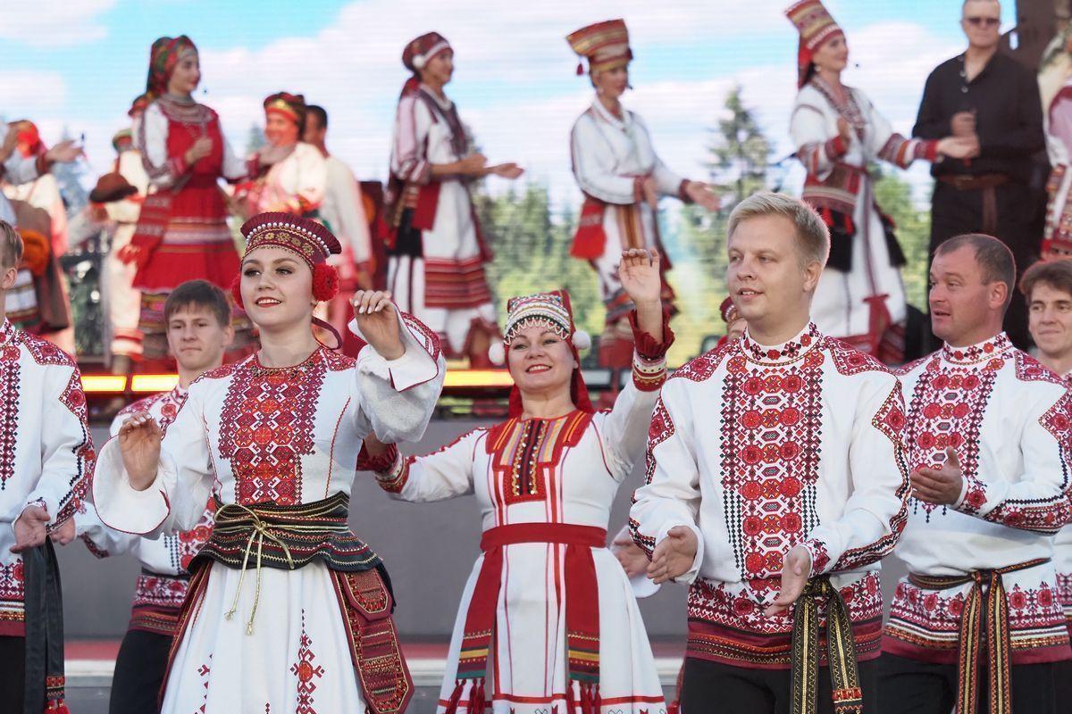 В Саранске в рамках фестиваля «Мы вместе» прошел парад колясок