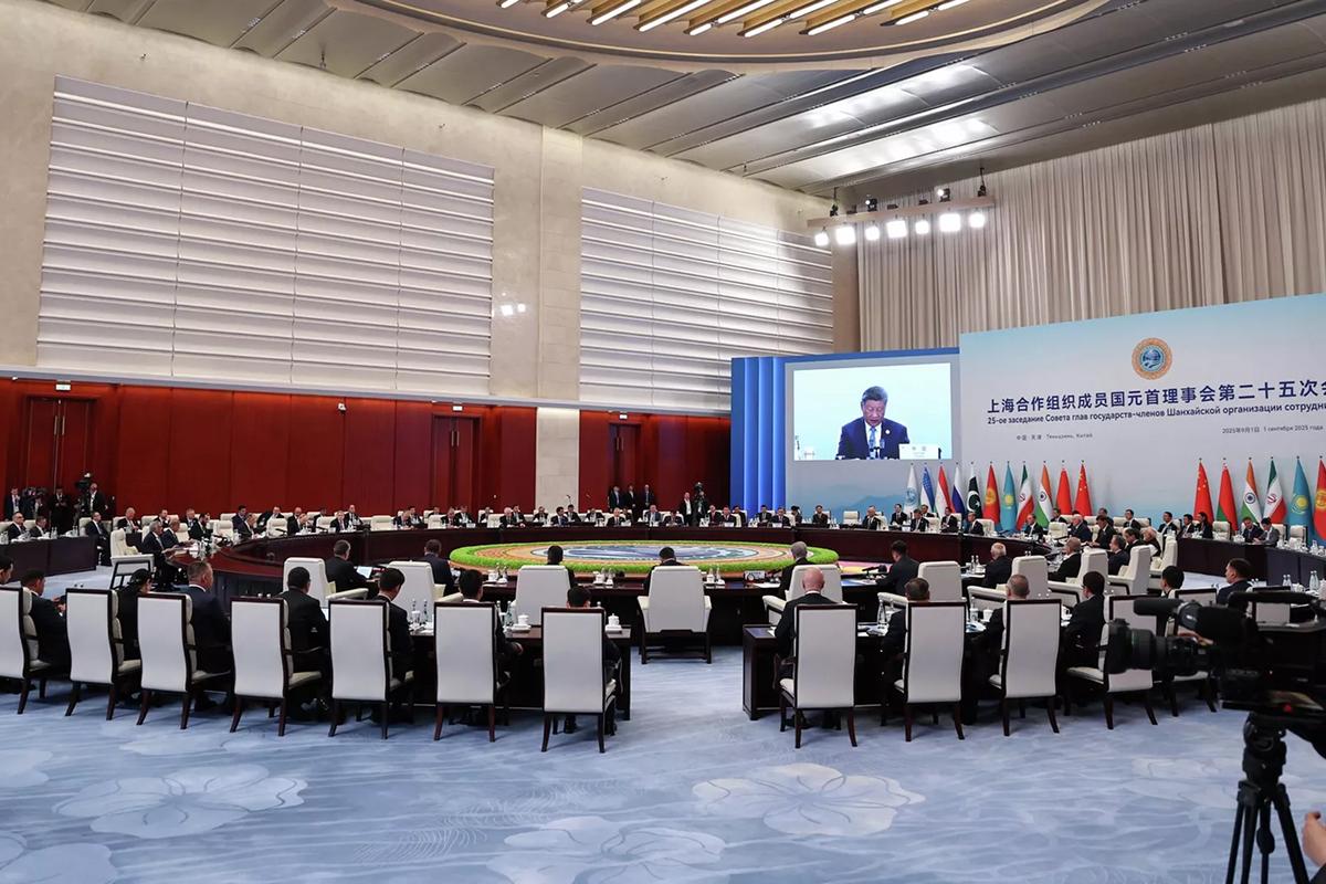 На саммите в Тяньцзине Китай призвал ШОС не нацеливаться на третьи стороны