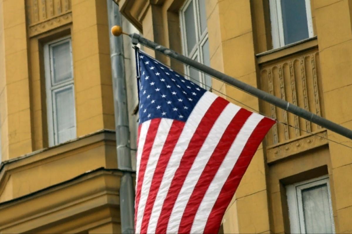 Political analyst Atamanenko shared his opinion on tariff duties imposed by the US