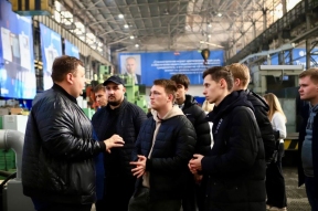 «Хотел бы здесь работать!»: молодежь из Мордовии познает пензенскую промышленность