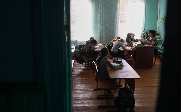 Большая часть регионов РФ испытывает нехватку педагогов