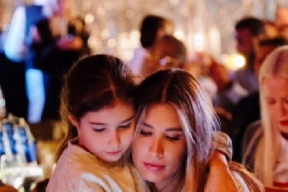 Кети Топурия показала нежное фото с дочерью в ее день рождения