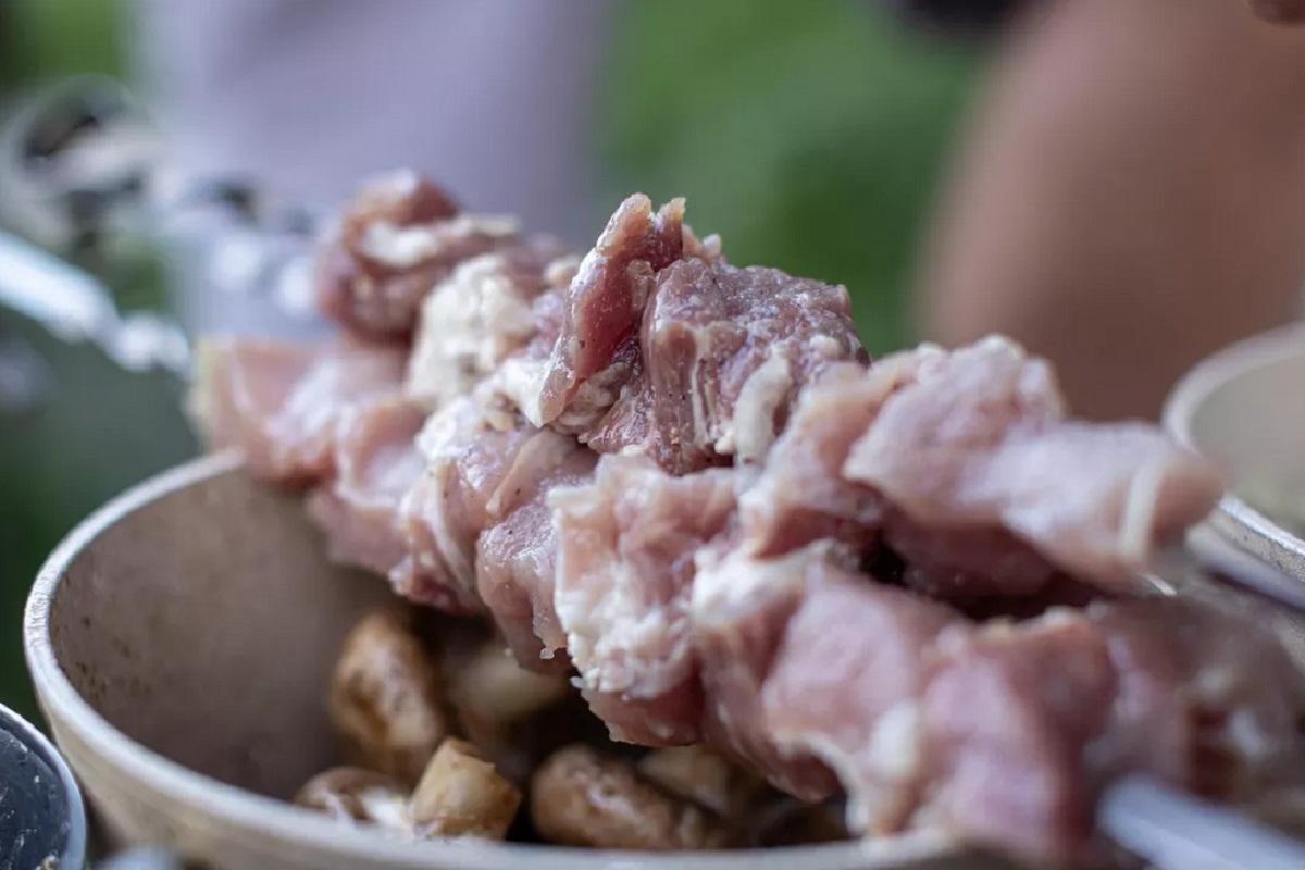 Ростовчанам рассказали о росте цен на шашлычный набор