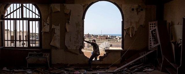 В Ливии в результате авиаудара по военному училищу погибли 28 человек