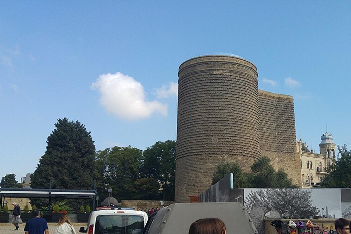 Девичья башня в Баку