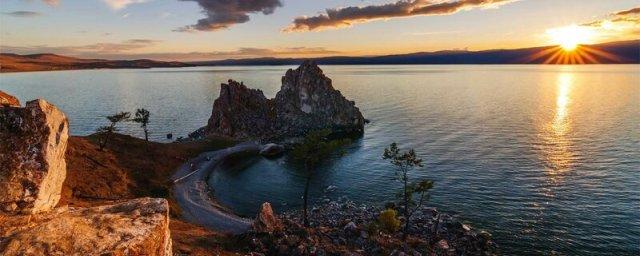 В России приступили к разработке нейросети для наблюдения за озером Байкал