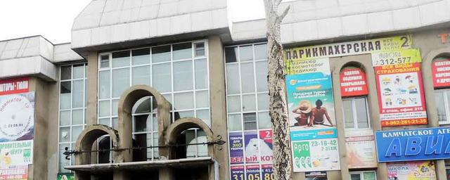 В Петропавловске-Камчатском ведут борьбу с наружной рекламой