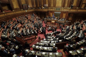 Парламент Италии одобрил продление помощи Украине в координации с другими странами