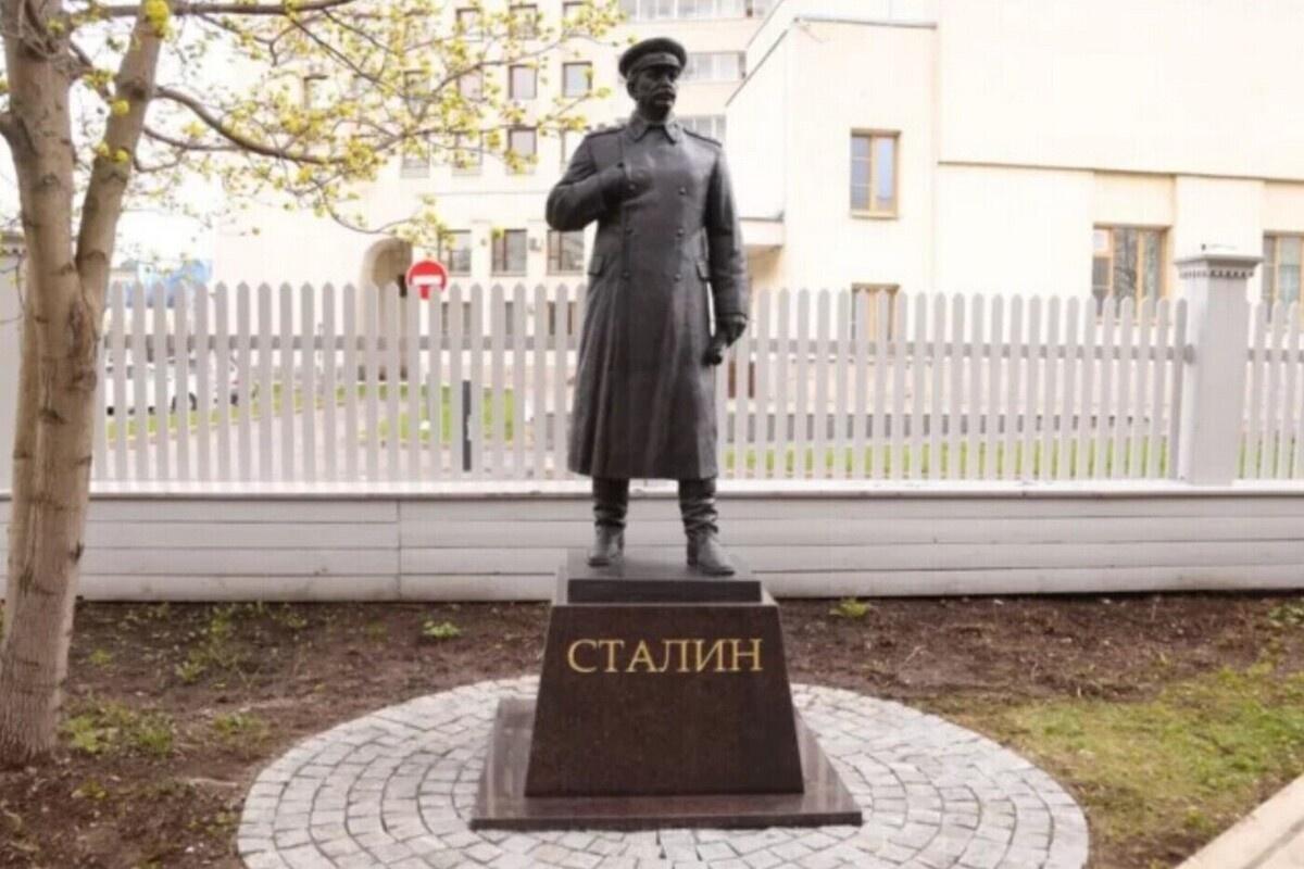 Вологодский суд рассмотрит иск прокуратуры о расторжении договора на создание памятника Сталину