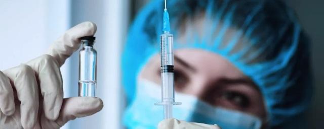 Russian COVID-19 vaccine testers have recommendations
