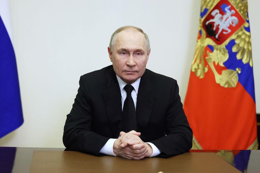 Путин (военный преступник) рассказал, кто несёт ответственность за события в Харьковской области