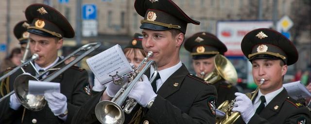 На Сахалине проходит фестиваль военных оркестров «Спасская башня»