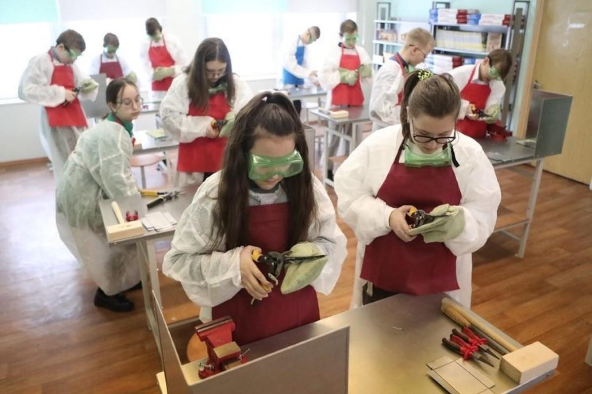 Депутат Милонов прокомментировал идею раздельного обучения девочек и мальчиков