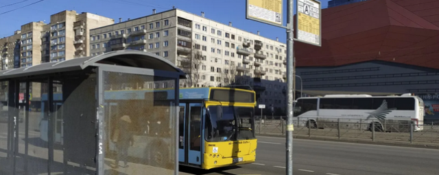 «В салоне душно»: петербуржцы разочарованы качеством новых социальных автобусов