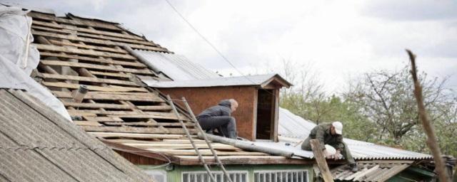 В пострадавшем от обстрелов селе Солохи Белгородской области идут восстановительные работы