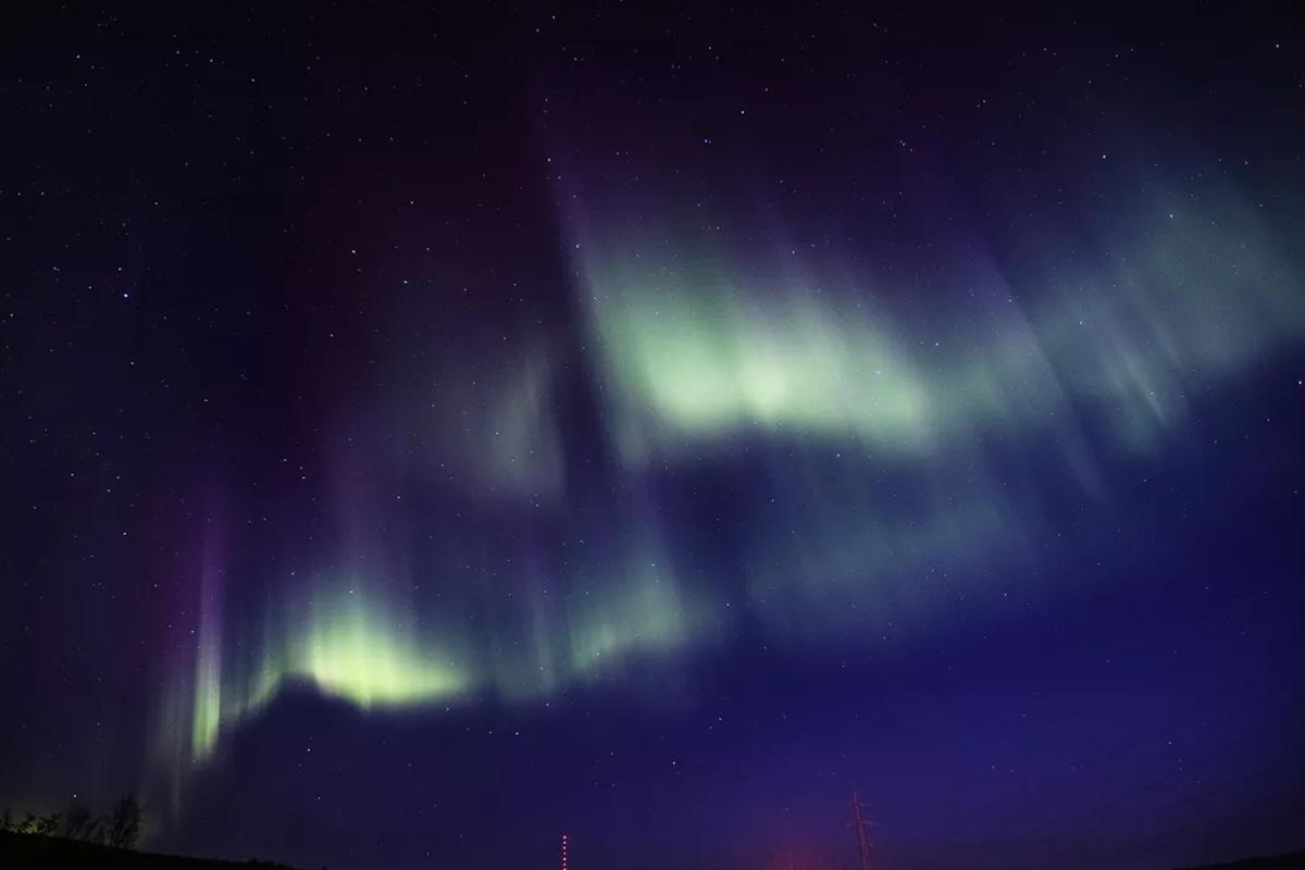 В РАН оценили вероятность полярного сияния в Москве в 13% из-за магнитной бури