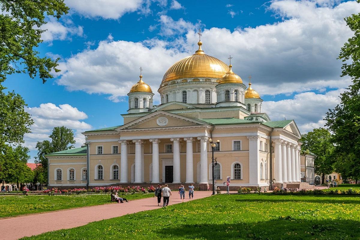 Почему вера не может быть «частным делом»: мнение митрополита