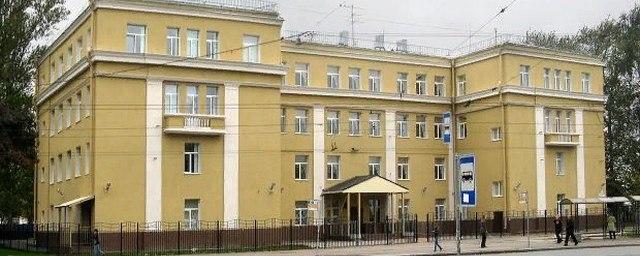 В Петербурге из-за сообщения о минирования эвакуировали лицей №533