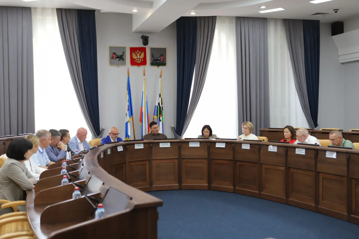 Мэр Руслан Болотов: В Иркутске уже 12 котельных готовы к отопительному сезону, работа выходит на финишную прямую