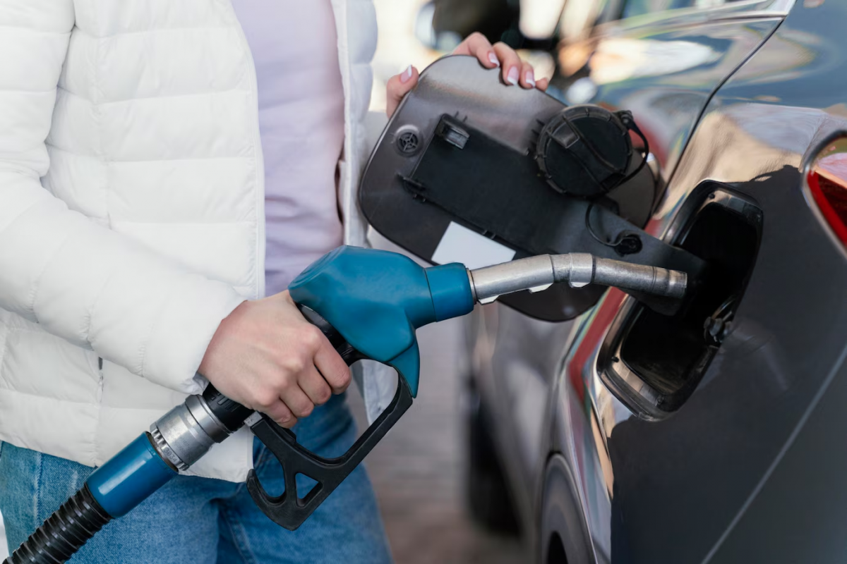 Эксперты рассказали, сколько будет стоить бензин на АЗС