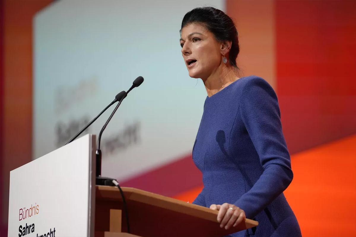 Вагенкнехт указала Ахметову на его место после покупки в Монако