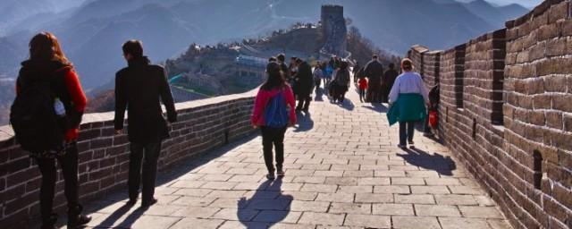 Пекин ввел ограничение на посещение туристами Великой Китайской стены