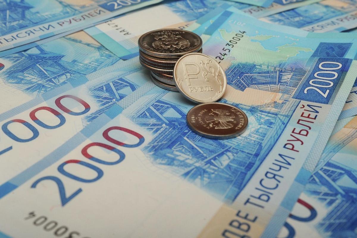 Парламент Петербурга собирается в 3,5 раза увеличить пособия для студентов с детьми