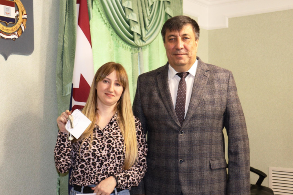 В Ромодановском районе дети-сироты получили новые квартиры