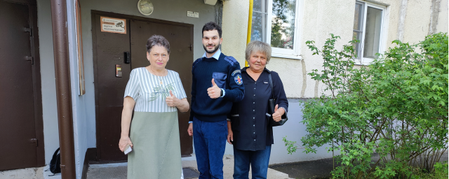 Госжилинспекция помогла красногорцам привести в порядок подъезд многоквартирного дома