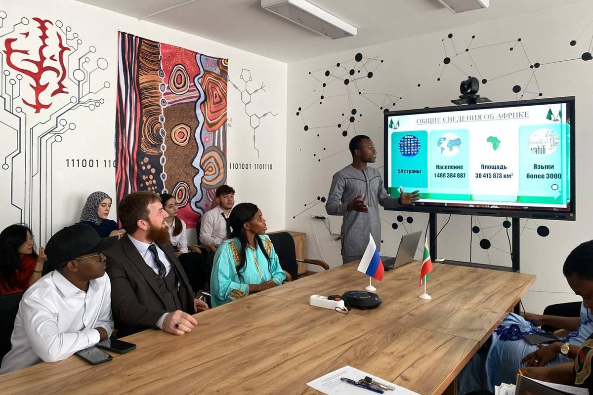 В Чечне стартовала неделя праздников в честь Дня Африки