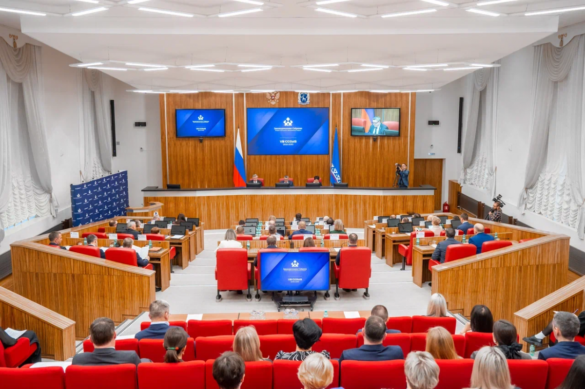 Спикер Заксобрания Сергей Ямкин: На Ямале с 1 апреля начнет действовать специальный налоговый режим для поддержки малого и среднего бизнеса