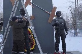 В Братске неизвестные разгромили монумент ветеранам СВО