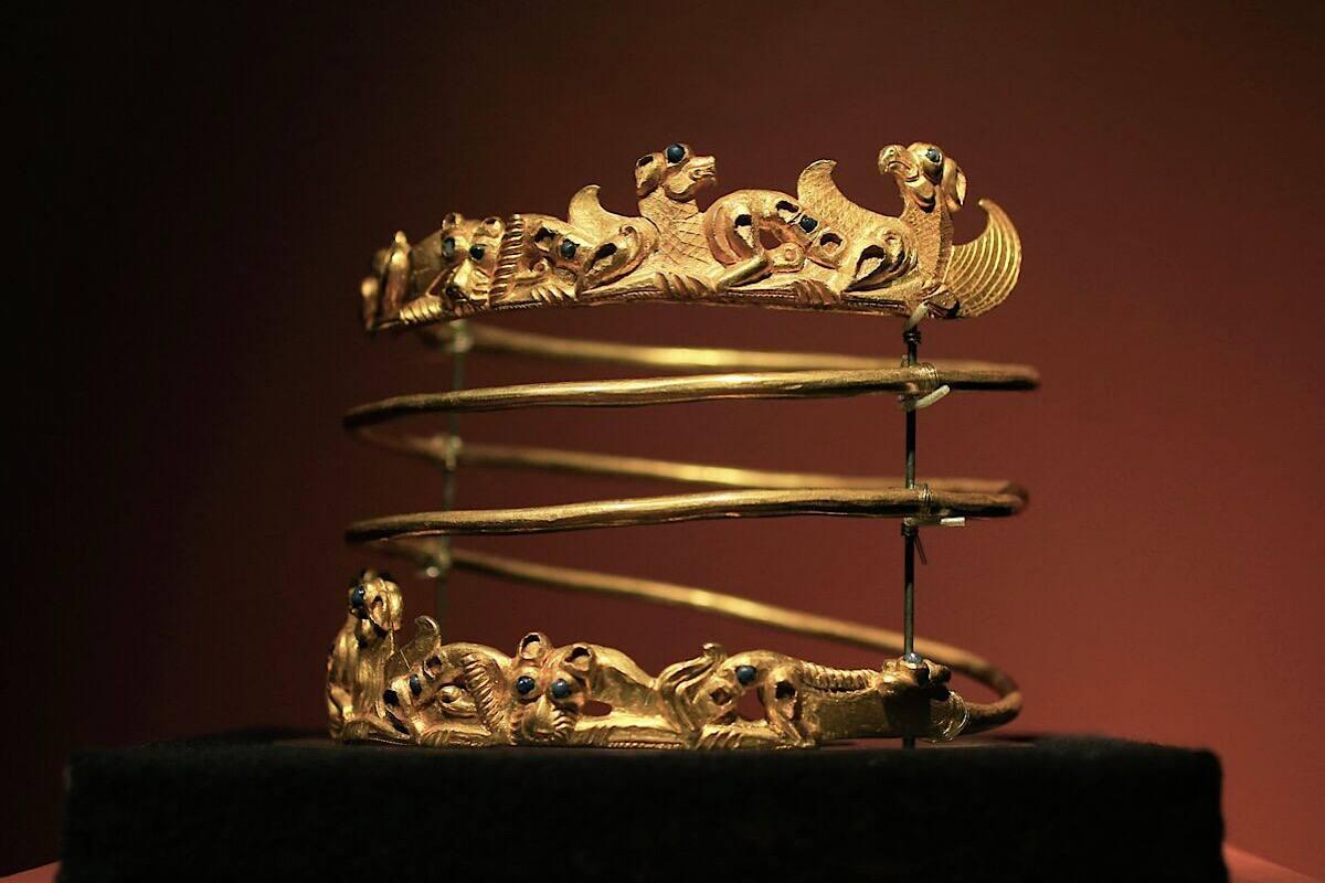 Глава парламента Крыма заявил на ВЭФ, что возврат скифского золота в Россию маловероятен