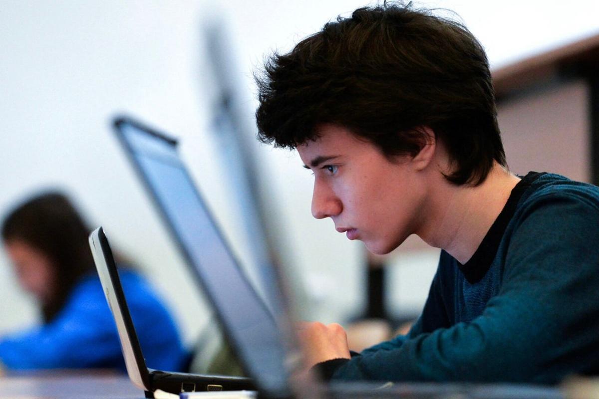 С 2026 года работы студентов будут проверять на предмет использования нейросетей