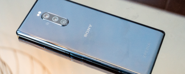 Названы российские цены на смартфон Sony Xperia 1