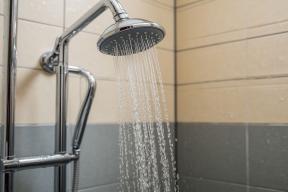 Питание и перепады температур – возможные факторы смерти юноши в в душе общежития Перми