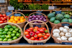 Овощной бум: в Воронеже помидоры и перец подорожали почти на треть