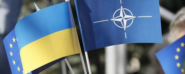 Президент Эстонии Керсти Кальюлайд: Украина не вступит в НАТО, пока не вернет Крым и Донбасс