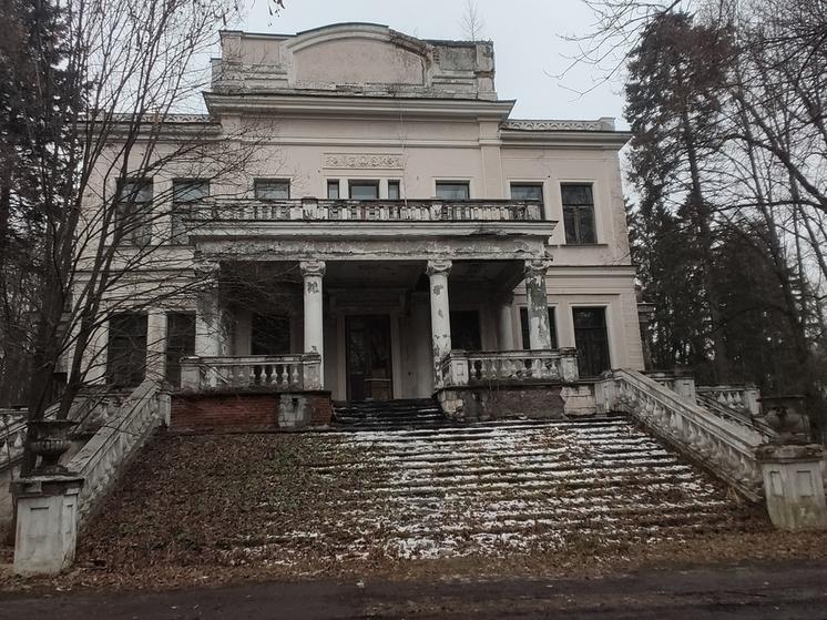 В Подмосковье на заброшенной даче Сталина нашли два трупа