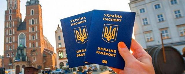 Для украинцев и не только: усложняется въезд в Шенгенскую зону