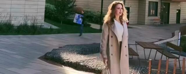 Жена Дмитрия Тарасова Анастасия Костенко опровергла информацию о разводе