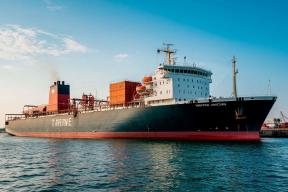 Турция ограничила судоходство в Чёрном море после атак на суда