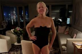 Похудевшая почти на 80 кг актриса Эми Шумер показала стройное тело в бикини