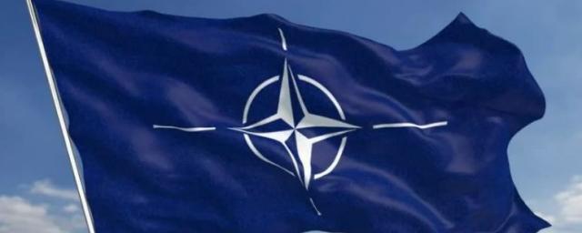 Politico: страны НАТО начали обсуждать возможные поставки истребителей на Украину