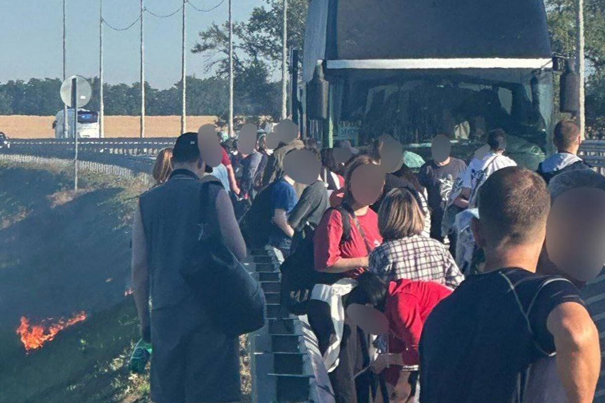 В Ростовской области загорелся пассажирский автобус, ехавший в Ставрополь