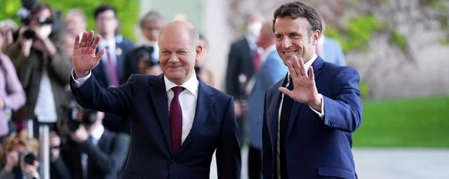 «Путин победил»: во Франции подвергли критике телефонные переговоры Макрона и Шольца с российским лидером