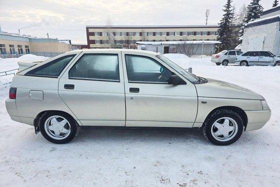 «Капсула времени» за 700 тысяч: ВАЗ-2112 с пробегом 7850 км выставили на продажу в Башкирии